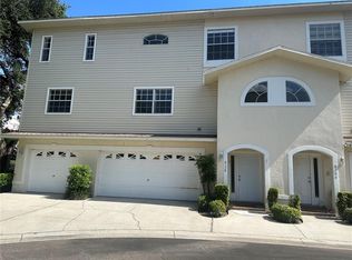 8158 Eagles Park Dr N, Saint Petersburg, FL 33709