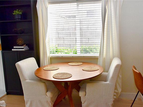 4th image of 9313 Ricardo Ln