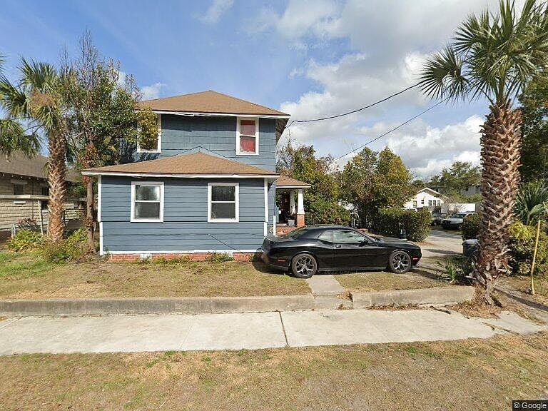 1st image of 401 W 18th St