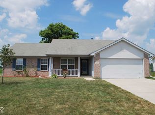 1142 Bumblebee Way, Greenfield, IN 46140