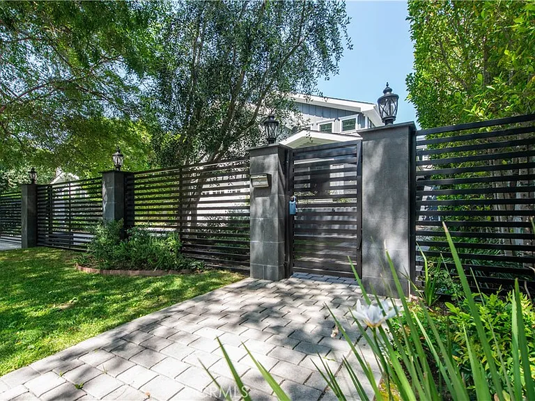 5632 Buffalo Ave — Photo 54
