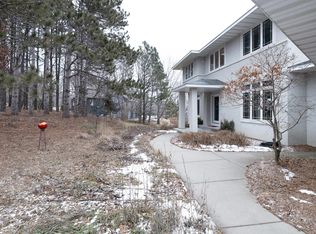 9108 Altman Ct, Inver Grove Heights, MN 55077