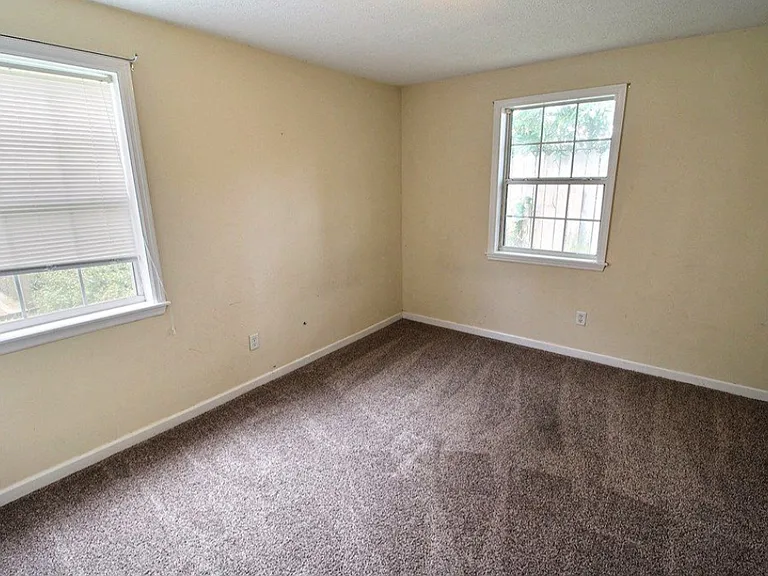 245 Timber Ridge Dr — Photo 4