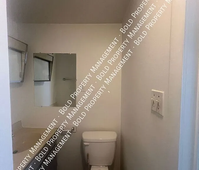 507 Lehman St #4 — Photo 5