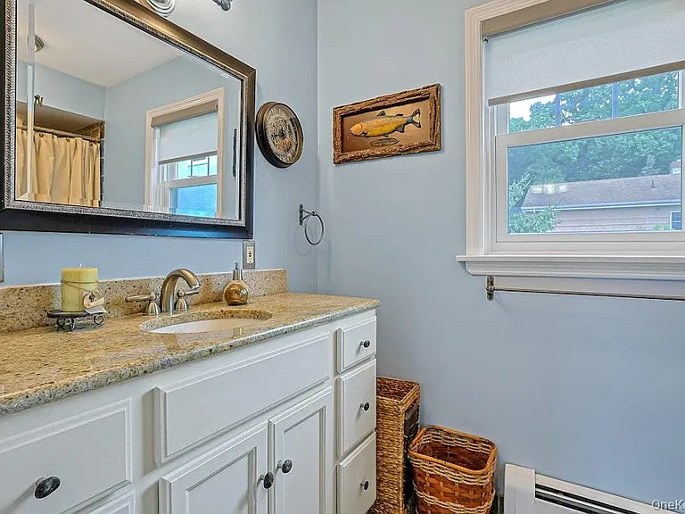 21 Anderson Ave — Photo 26