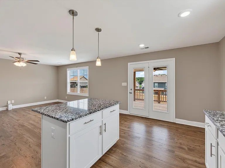 930 Tufnel Dr — Photo 16