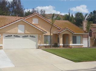 7690 Whitney Dr, Jurupa Valley, CA 92509