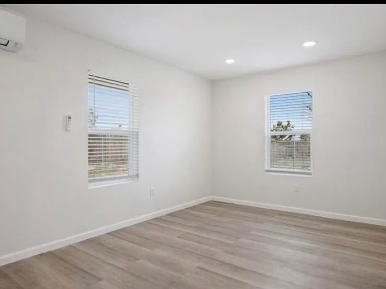 4537 Anita Ave #2 — Photo 7