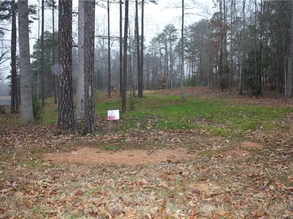 808 Bellegray Rd, Clover, SC 29710