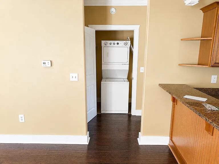 101 W Lane Dr #1 — Photo 5