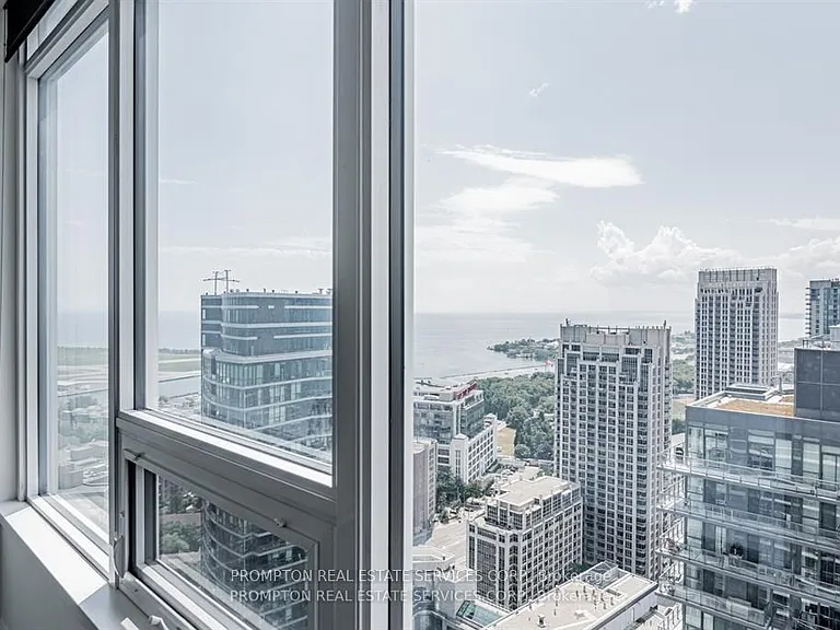 19 Bathurst St #3803 — Photo 12