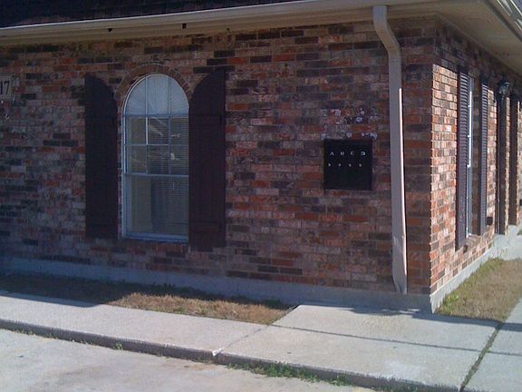 2nd image of 3417 Golden Dr APT A
