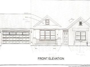 104 W Ashton Blvd, Floresville, TX 78114
