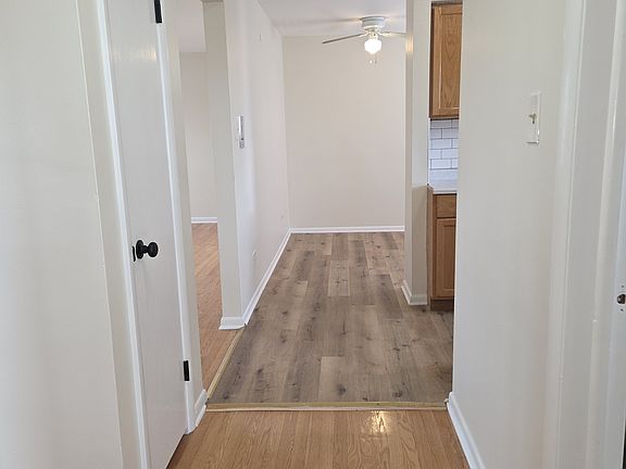 5th image of 7964 S Pulaski Rd