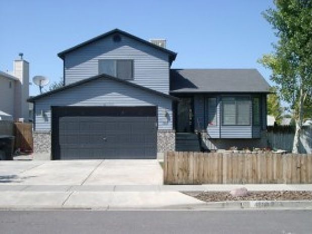 1st image of 4888 Foxberry Ct