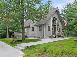 9895 420th St, Harris, MN 55032