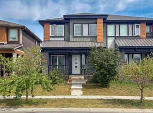 122 W Midtown Blvd SW, Airdrie, AB T4B 4C9