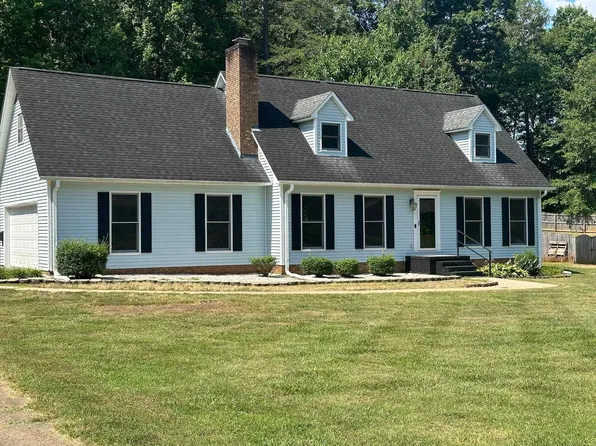 45 Dorchester Dr, Chesnee, SC 29323