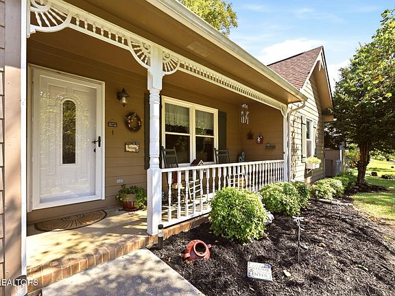 4th image of 1616 Hidden Hills Dr