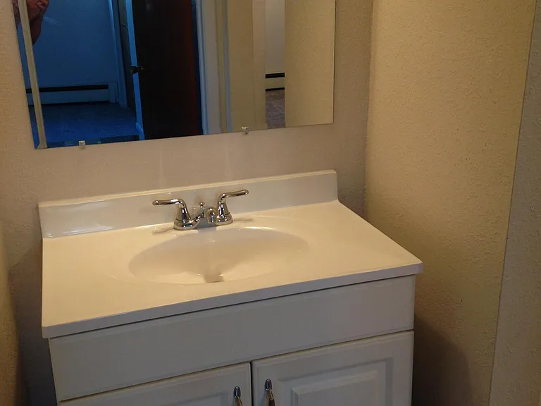 918 James Ct #2 — Photo 5