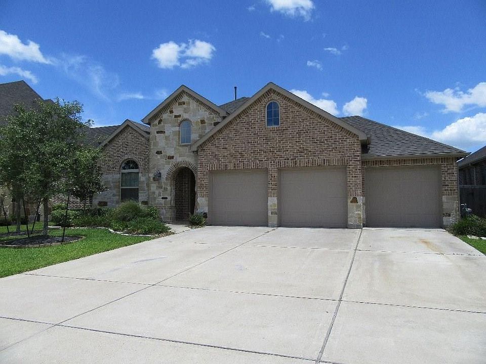 1st image of 3921 Desert Zinnia Ct