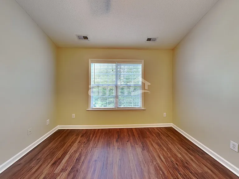 104 Trailing Oak Trl — Photo 10