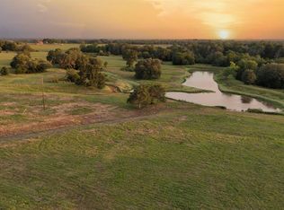 16 Round Top Rd, Round Top, TX 78954