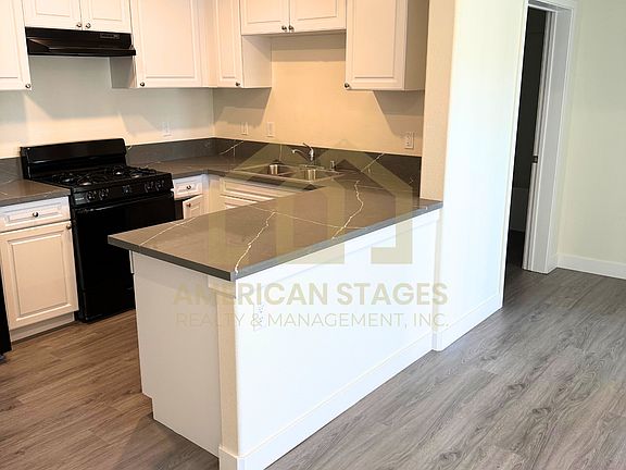 4th image of 101 N Broadway #312