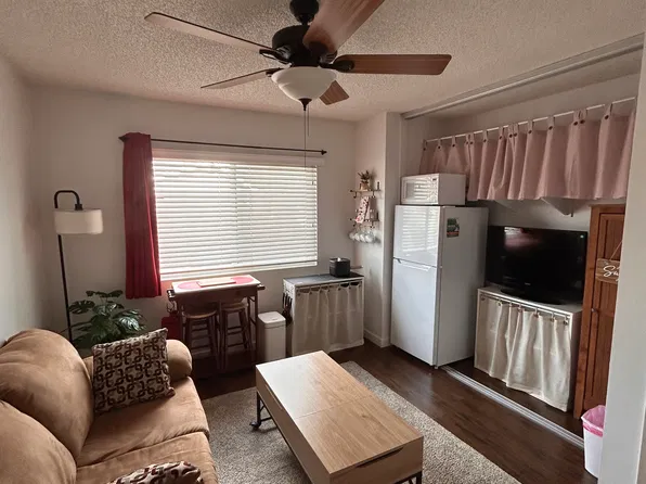 14471 Pinewood Rd, Tustin, CA 92780