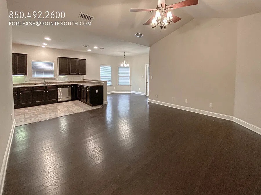 Dunmore Subdivision — Photo 4