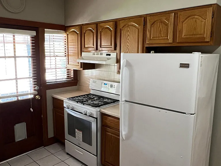 8030 Delmar Blvd #2W — Photo 7