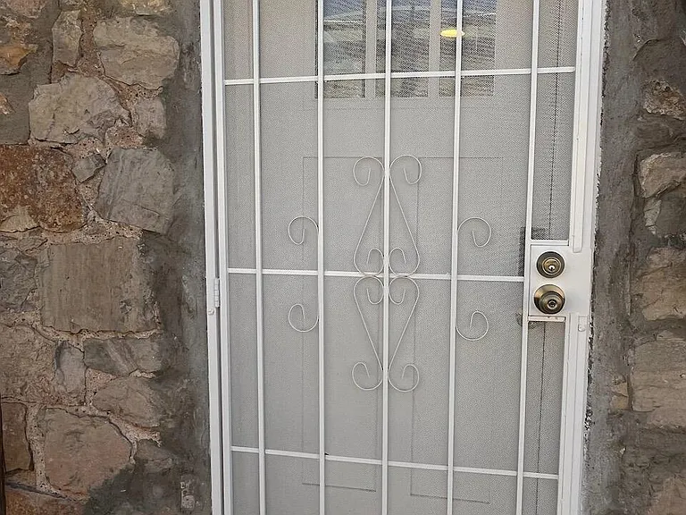 401 Blacker Ave #B — Photo 1