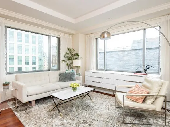 1 Huntington Ave APT 706, Boston, MA 02116