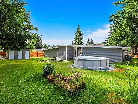 5th image of 415 165th St S