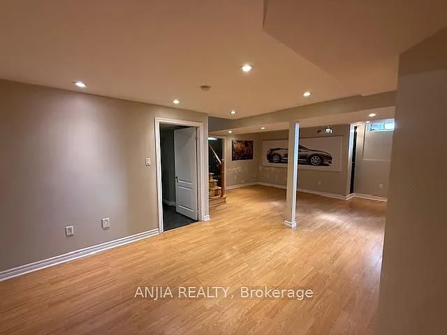 17 Ambercroft St — Photo 19