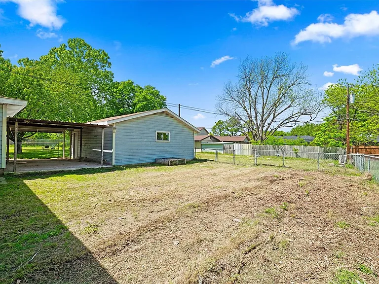 1308 Rose Ave — Photo 23