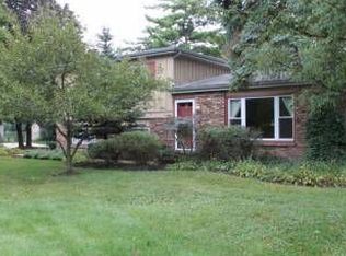 818 Prairie Ave, Glen Ellyn, IL 60137