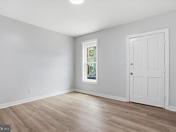 2nd image of 10 E Lee St