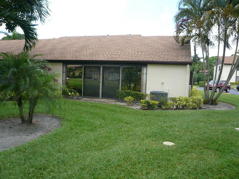 1st image of 538 Shady Pine Way APT A