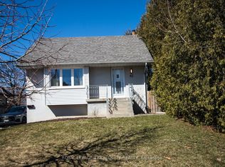 42 Sunray Cres, Toronto, ON M3M 2C5