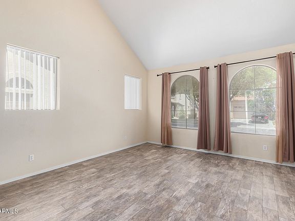 5th image of 5335 E Holmes Ave