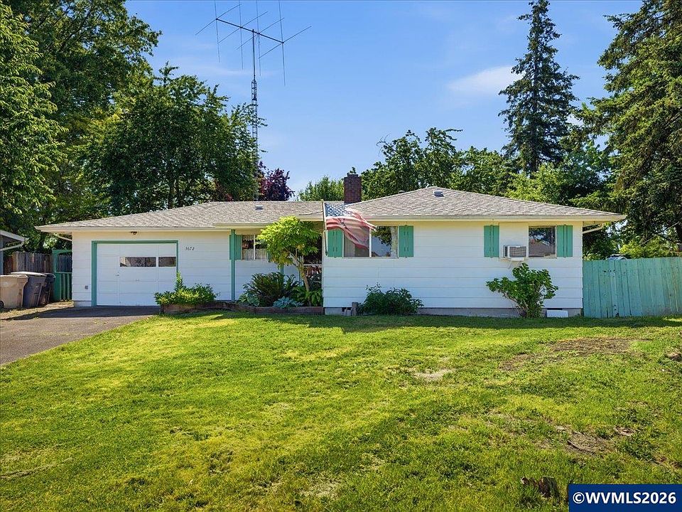 1st image of 3672 Jefferson Pl SE