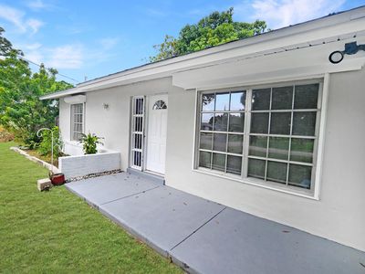 199 SW Todd Avenue, Port Saint Lucie, FL, 34983