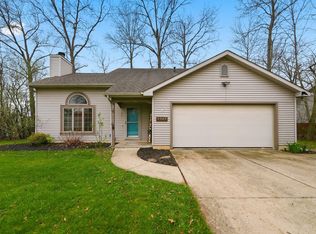 5323 Finch Ln, Fort Wayne, IN 46818