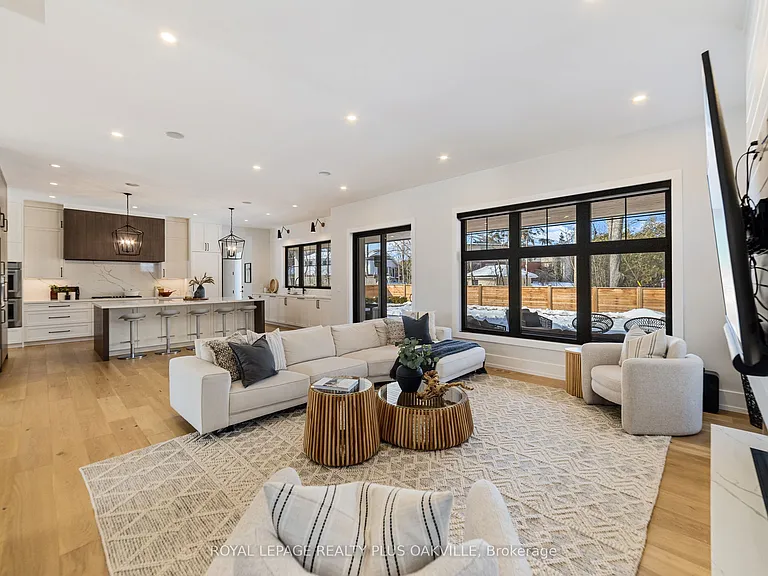 2057 Salvator Blvd — Photo 14