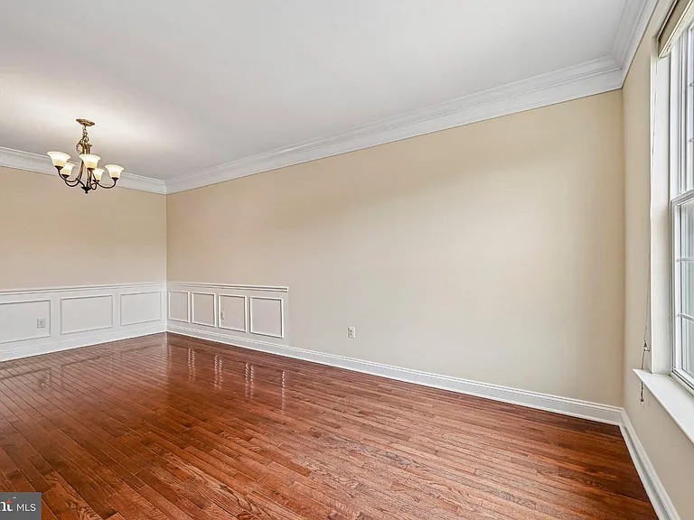 23004 Meadow Mist Rd — Photo 19