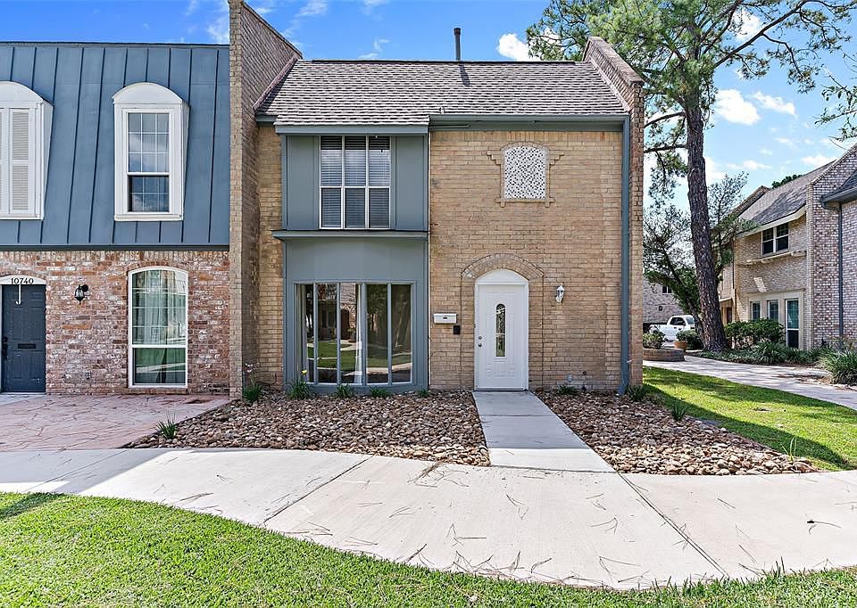 1st image of 10738 Briar Forest Dr #4-45