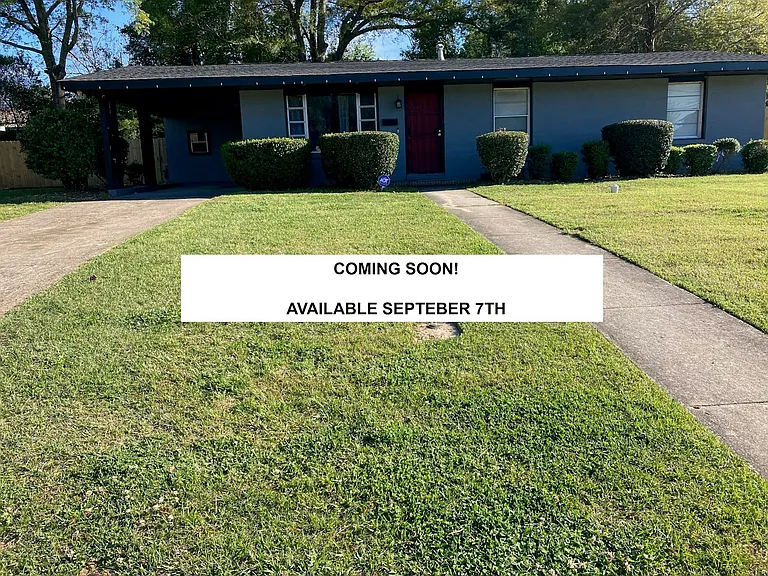 2805 Camellia St — Photo 1