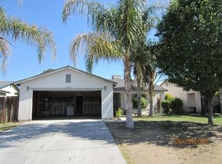 1318 Clipper Hills Dr, Bakersfield, CA 93307