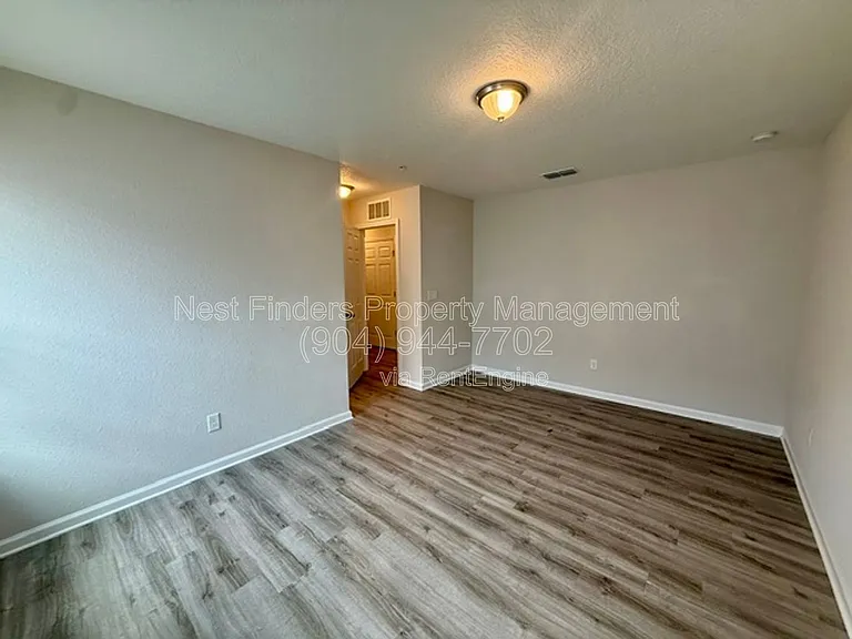 9121 Western Way #4 — Photo 17